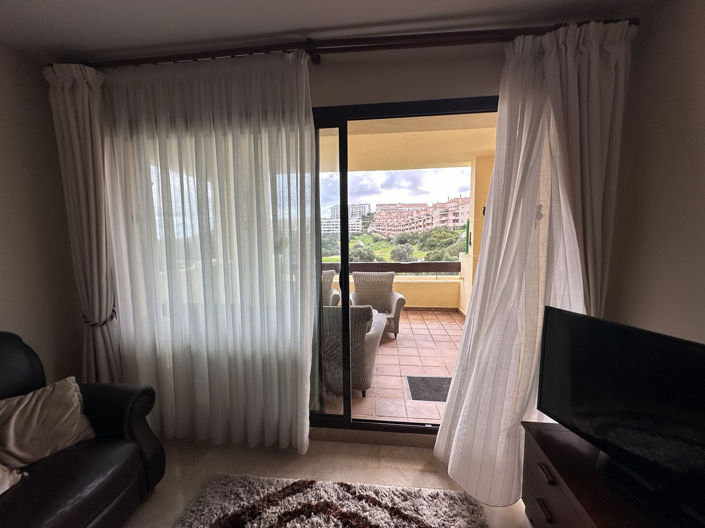 Image No.33-2 Bed Property for sale