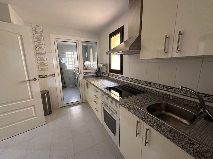 Image No.43-2 Bed Property for sale