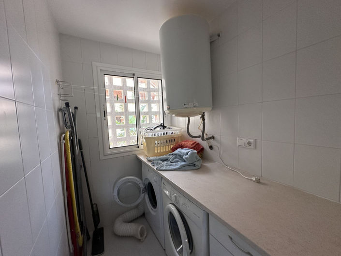 Image No.44-2 Bed Property for sale