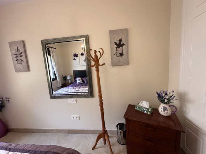 Image No.46-2 Bed Property for sale