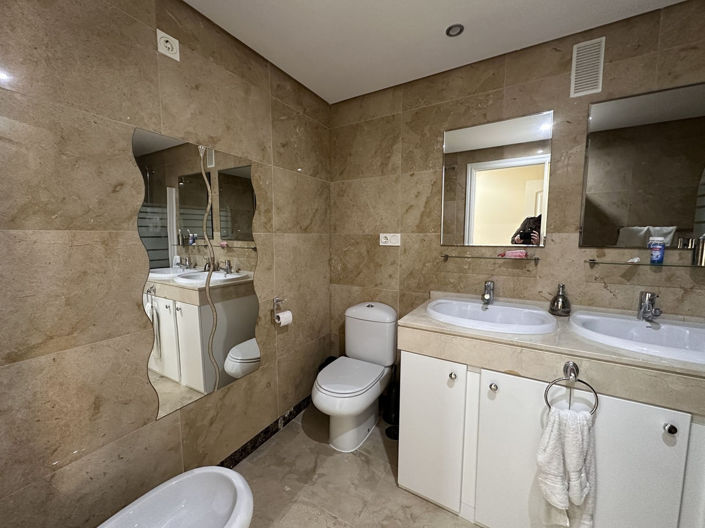 Image No.51-2 Bed Property for sale