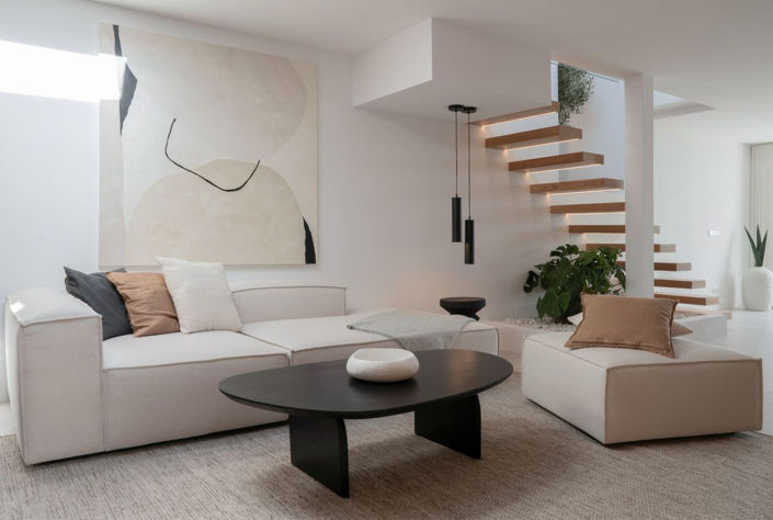 Image No.11-5 Bed Property for sale