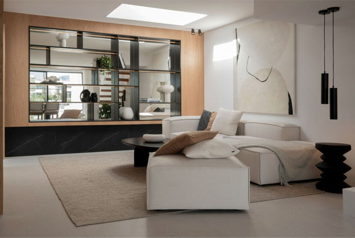 Image No.16-5 Bed Property for sale