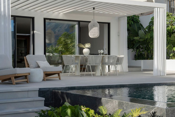 Image No.3-5 Bed Property for sale