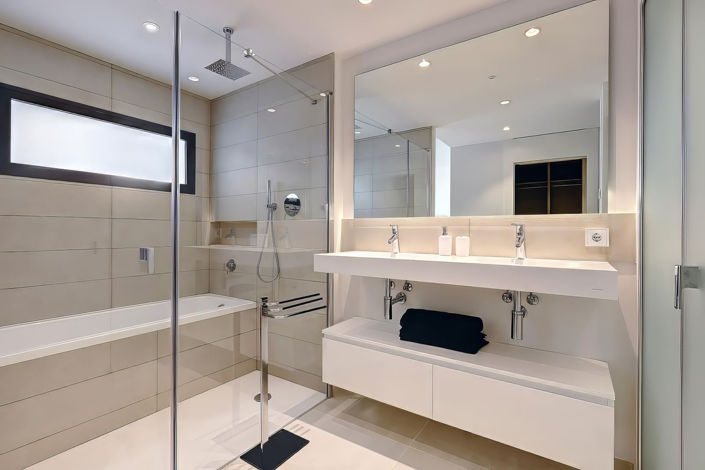 Image No.25-3 Bed Property for sale