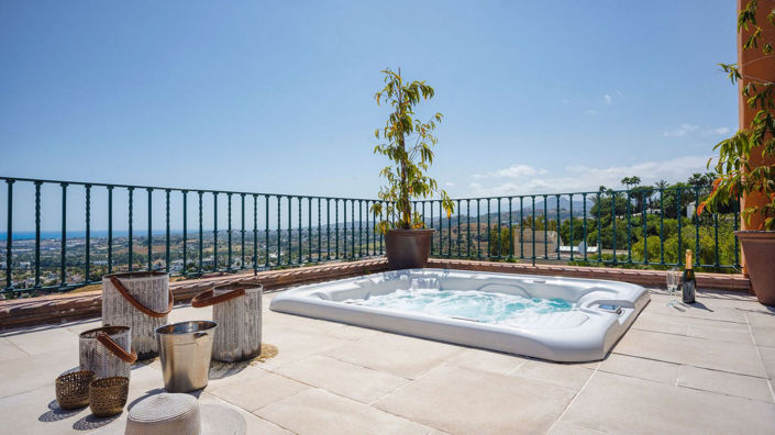 Image No.6-3 Bed Property for sale