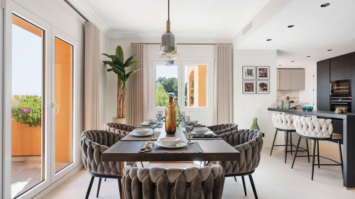 Image No.8-3 Bed Property for sale