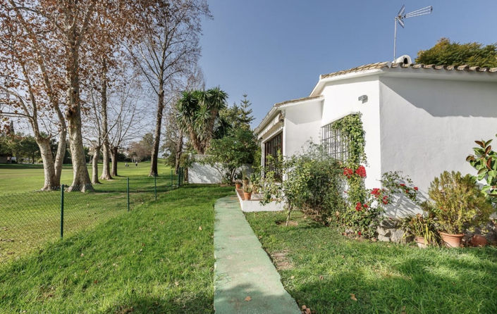 Image No.11-3 Bed Property for sale