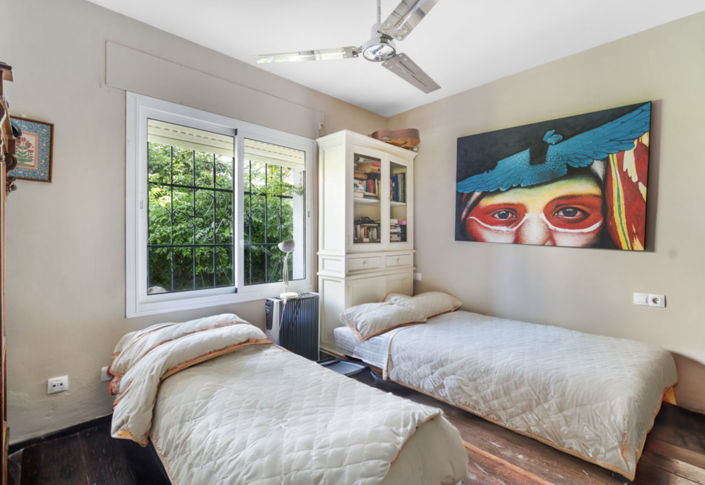 Image No.7-3 Bed Property for sale