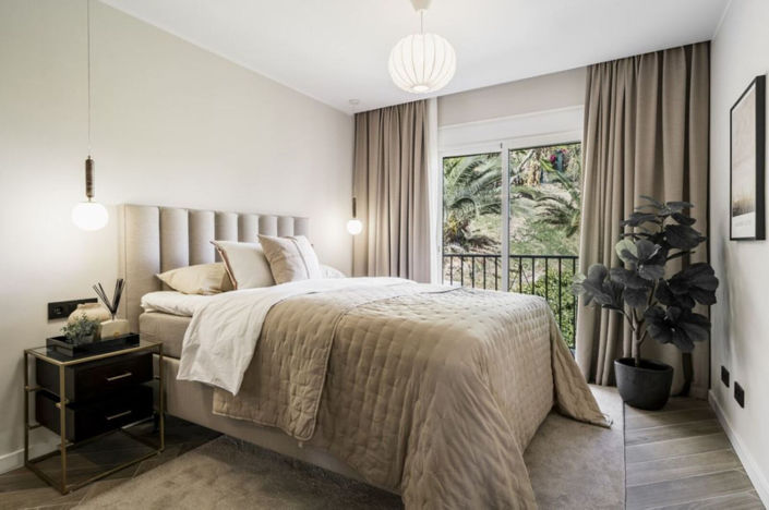 Image No.15-3 Bed Property for sale