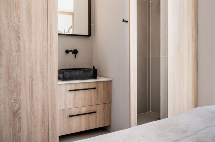 Image No.2-4 Bed Property for sale