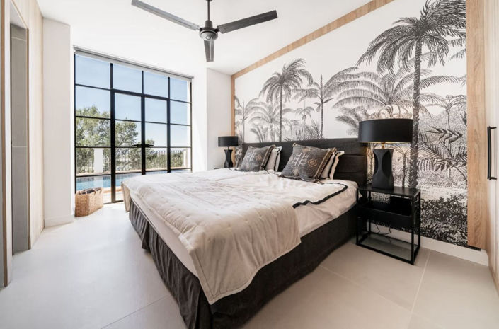 Image No.22-4 Bed Property for sale