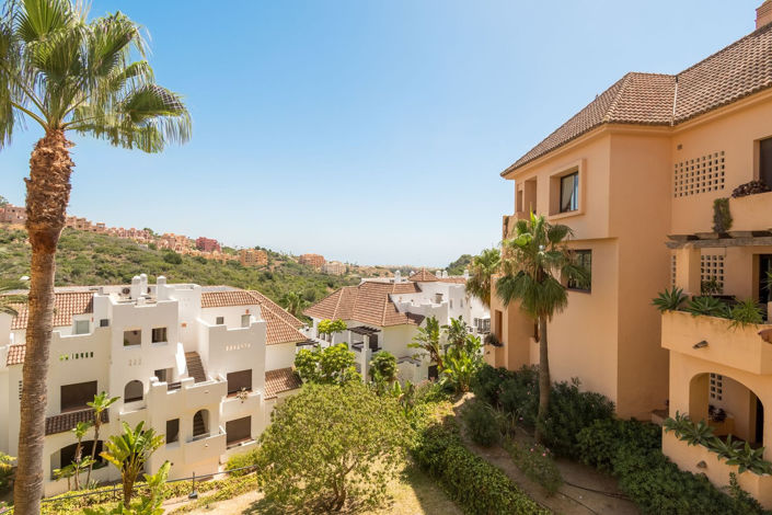 Image No.11-3 Bed Property for sale