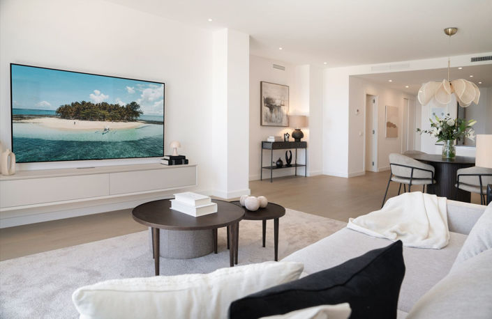 Image No.14-2 Bed Property for sale