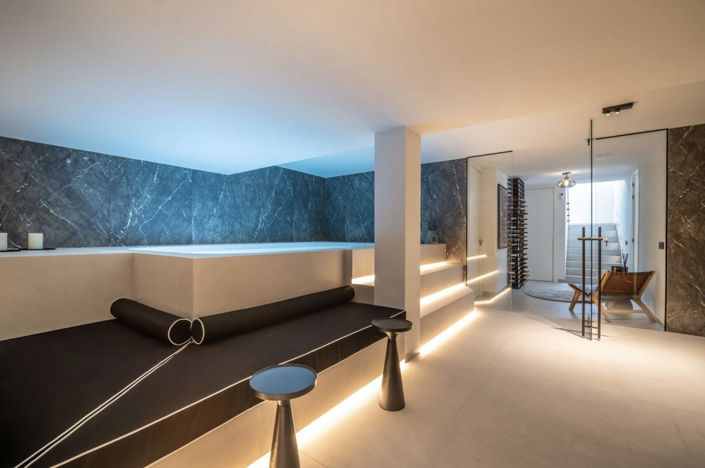 Image No.9-4 Bed Property for sale