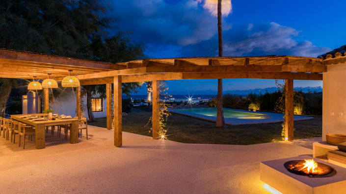 Image No.37-6 Bed Property for sale