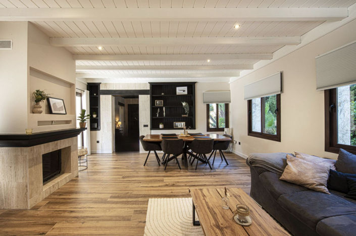 Image No.9-5 Bed Property for sale