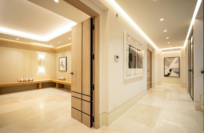 Image No.30-5 Bed Property for sale