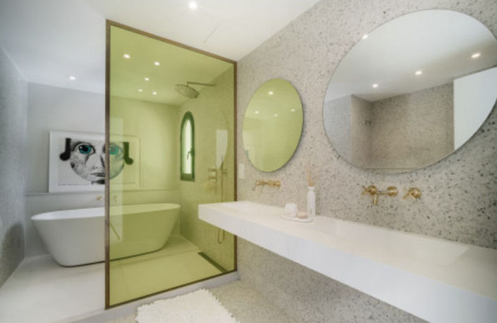 Image No.5-4 Bed Property for sale