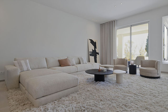 Image No.33-5 Bed Property for sale