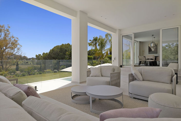 Image No.57-5 Bed Property for sale