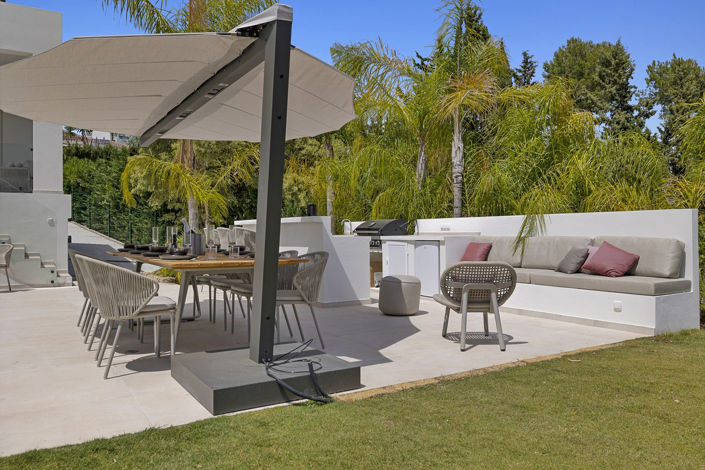 Image No.62-5 Bed Property for sale