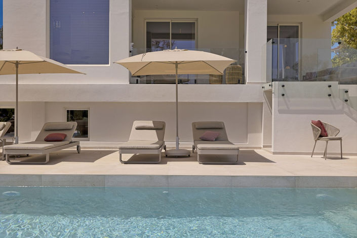 Image No.63-5 Bed Property for sale