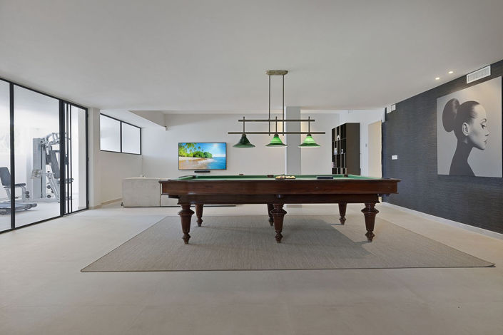 Image No.7-5 Bed Property for sale