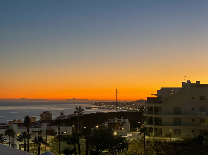 Image No.29-3 Bed Property for sale