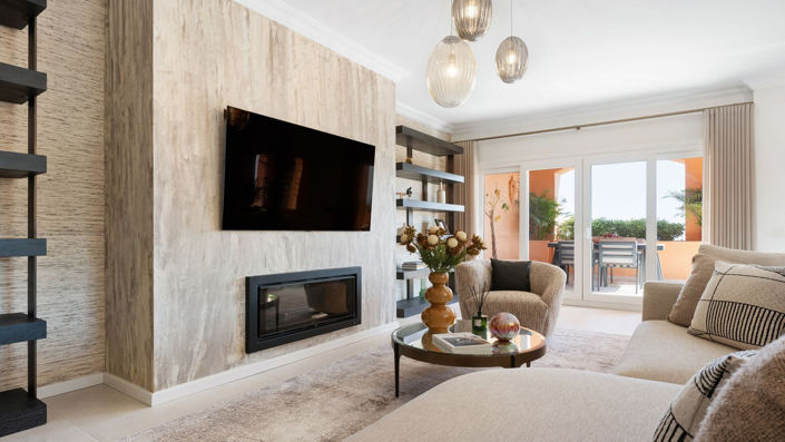 Image No.12-3 Bed Property for sale