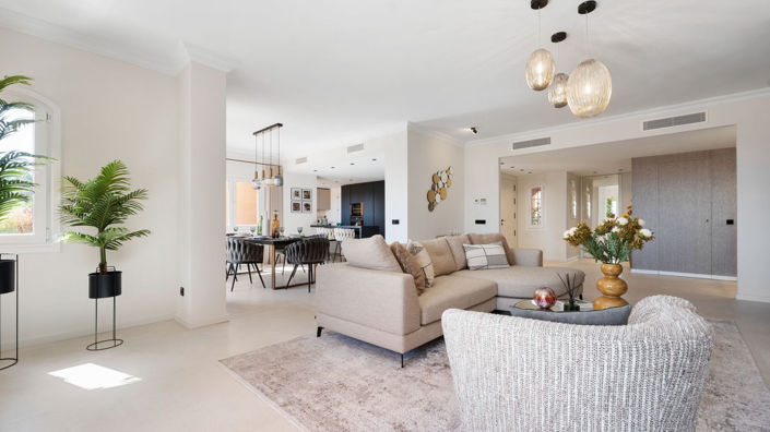 Image No.5-3 Bed Property for sale