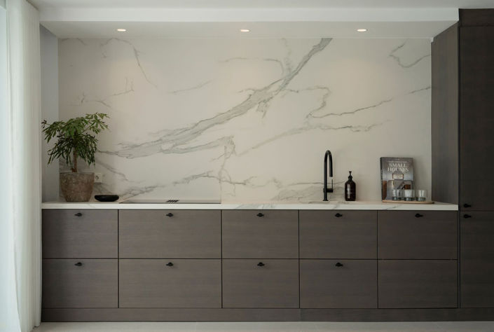 Image No.34-5 Bed Property for sale