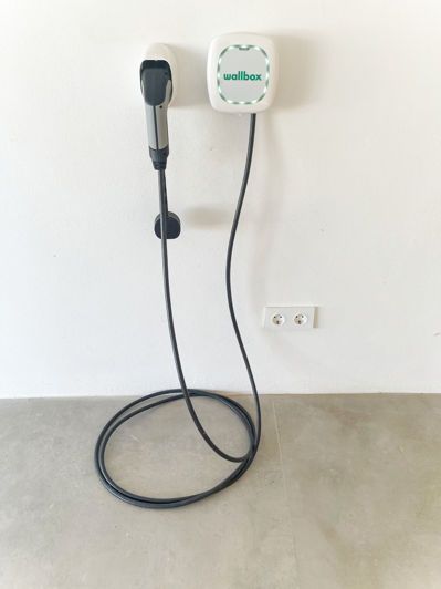 Image No.30-5 Bed Property for sale