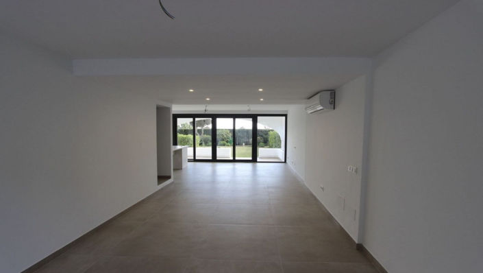 Image No.4-Propriété de 4 chambres à vendre à Miraflores