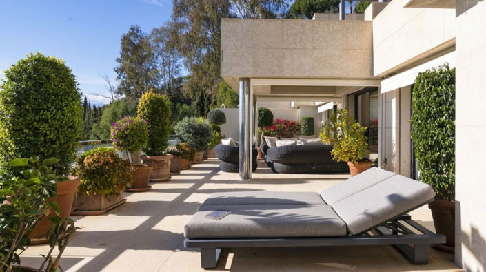 Image No.16-4 Bed Property for sale