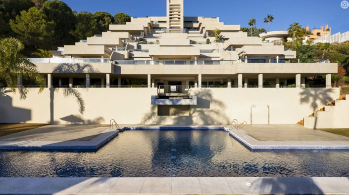 Image No.33-4 Bed Property for sale