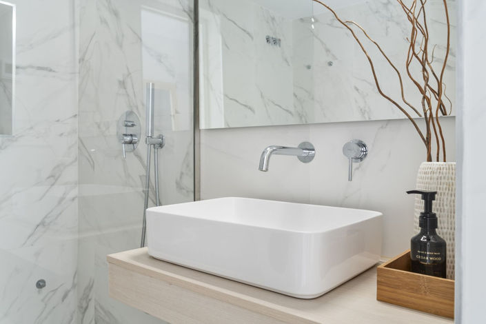 Image No.11-4 Bed Property for sale