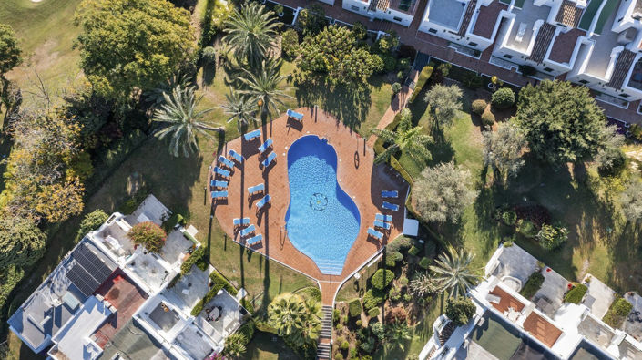 Image No.26-4 Bed Property for sale