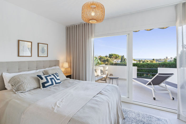 Image No.5-4 Bed Property for sale