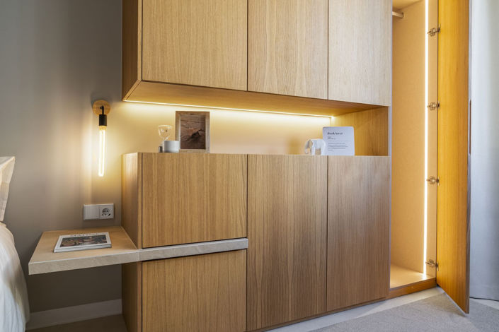 Image No.20-3 Bed Property for sale