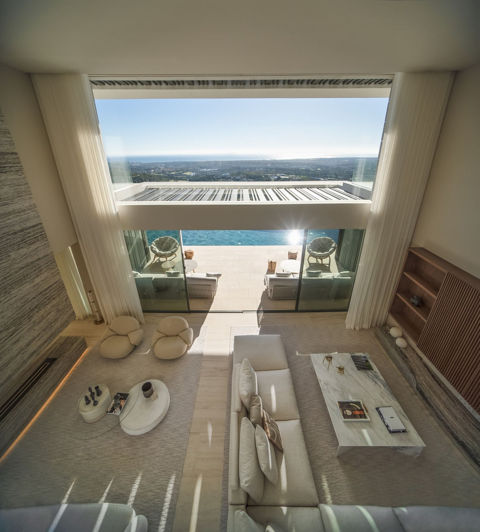 Image No.26-6 Bed Property for sale