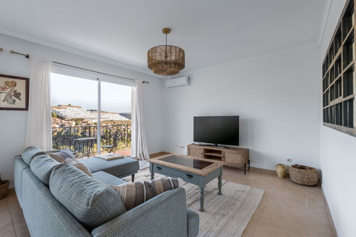 Image No.26-3 Bed Property for sale