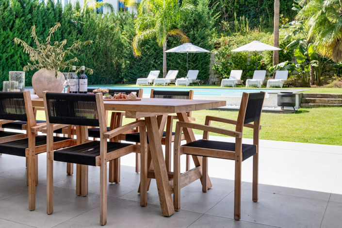 Image No.11-5 Bed Property for sale