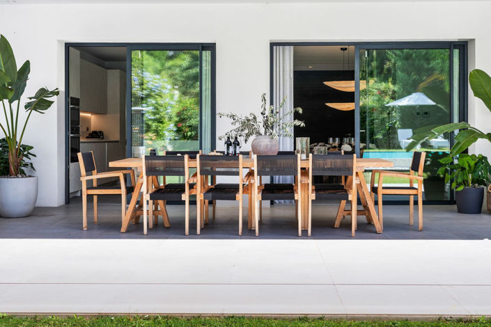 Image No.3-5 Bed Property for sale