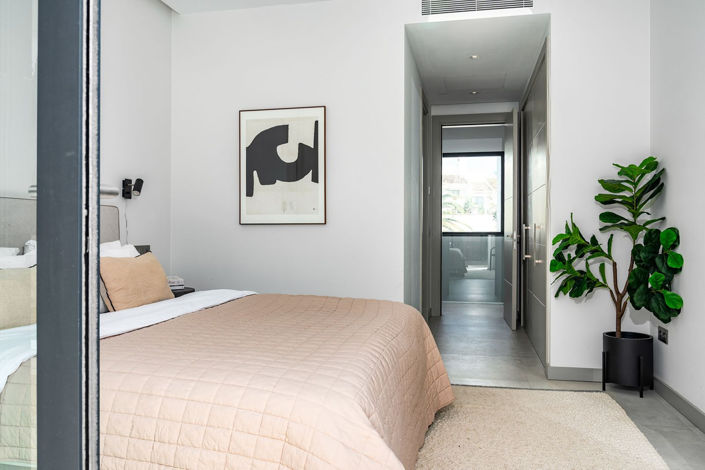 Image No.43-5 Bed Property for sale