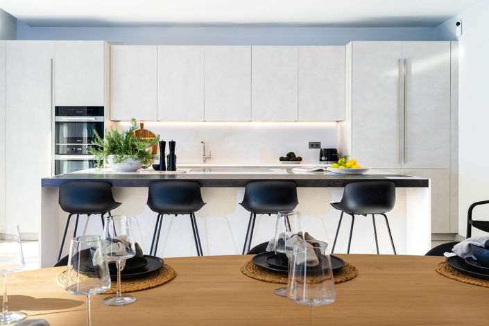 Image No.6-5 Bed Property for sale