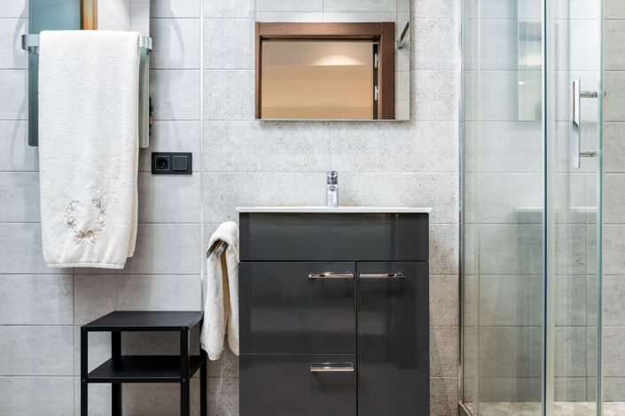 Image No.41-6 Bed Property for sale