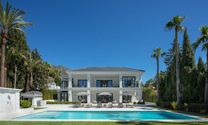 Image No.20-6 Bed Property for sale