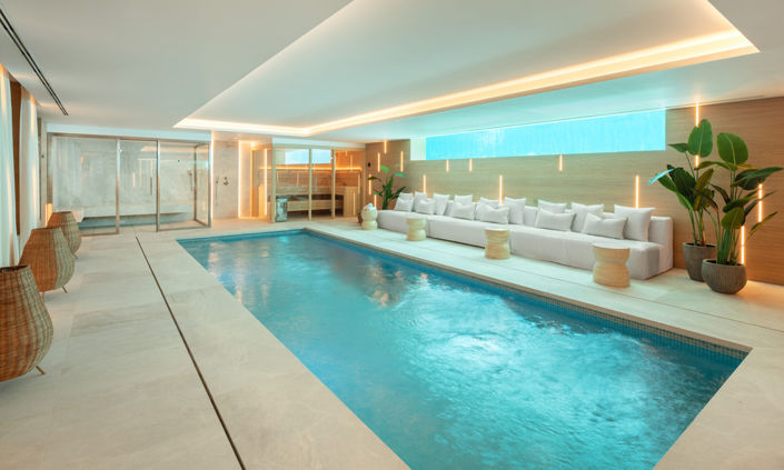 Image No.35-6 Bed Property for sale