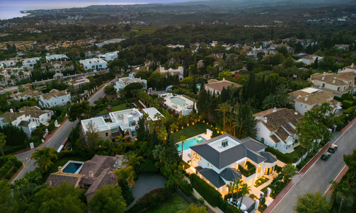 Image No.4-6 Bed Property for sale